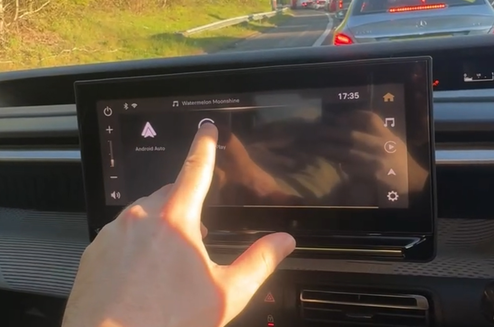 CarPlay not working in the C3 Aircross