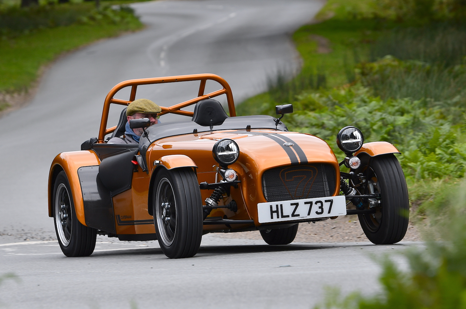 Caterham Seven 170 R front right cornering
