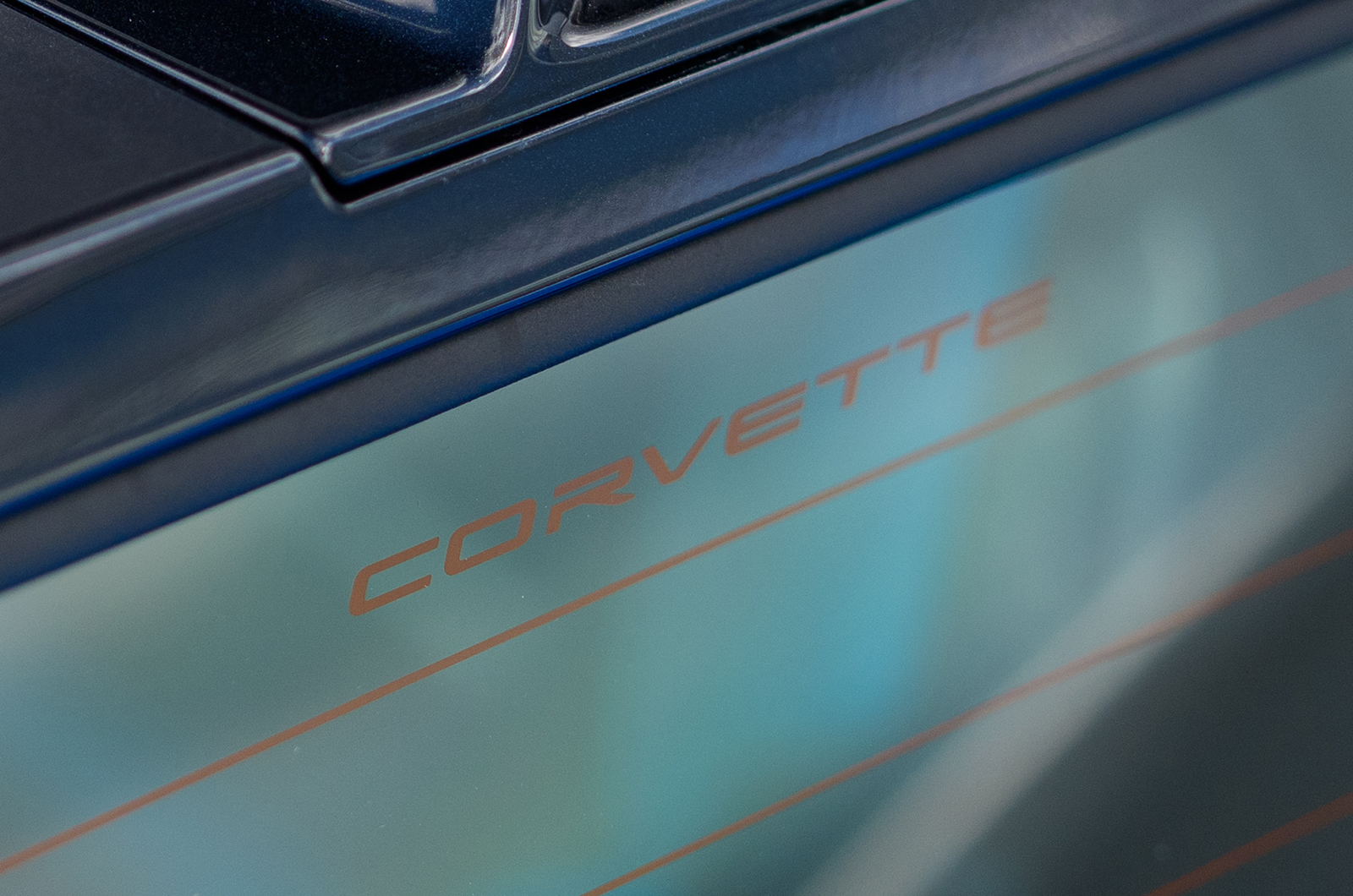Chevrolet Corvette lettering