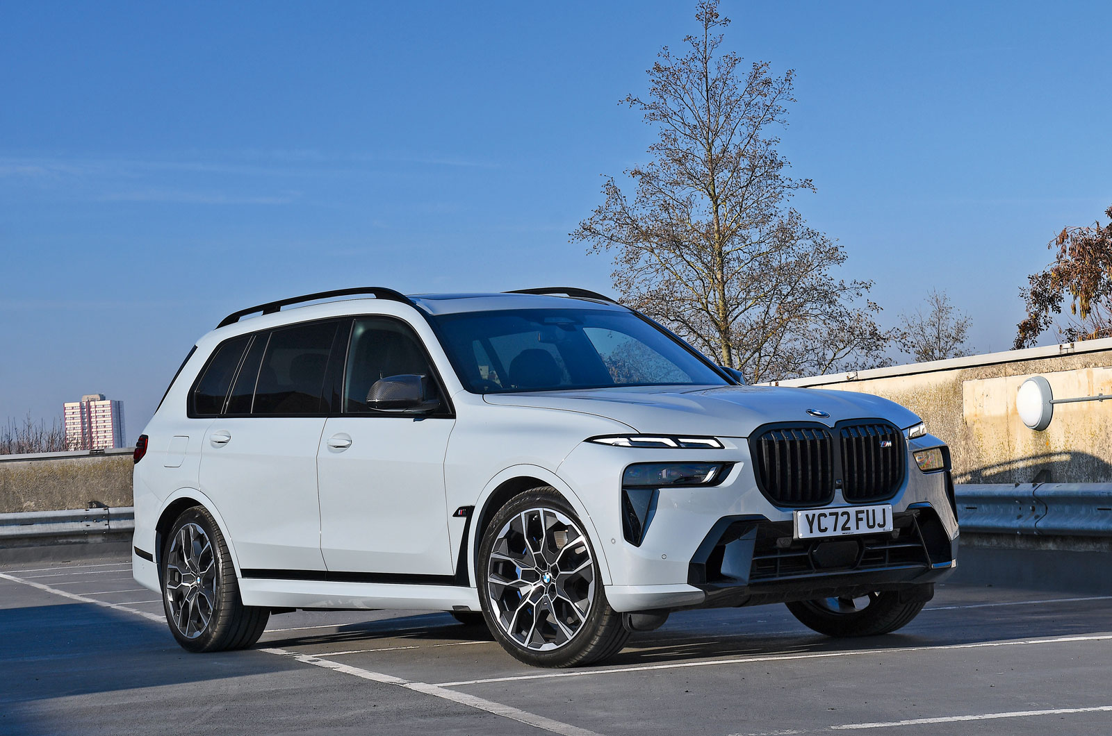 Child car seats BMW X7