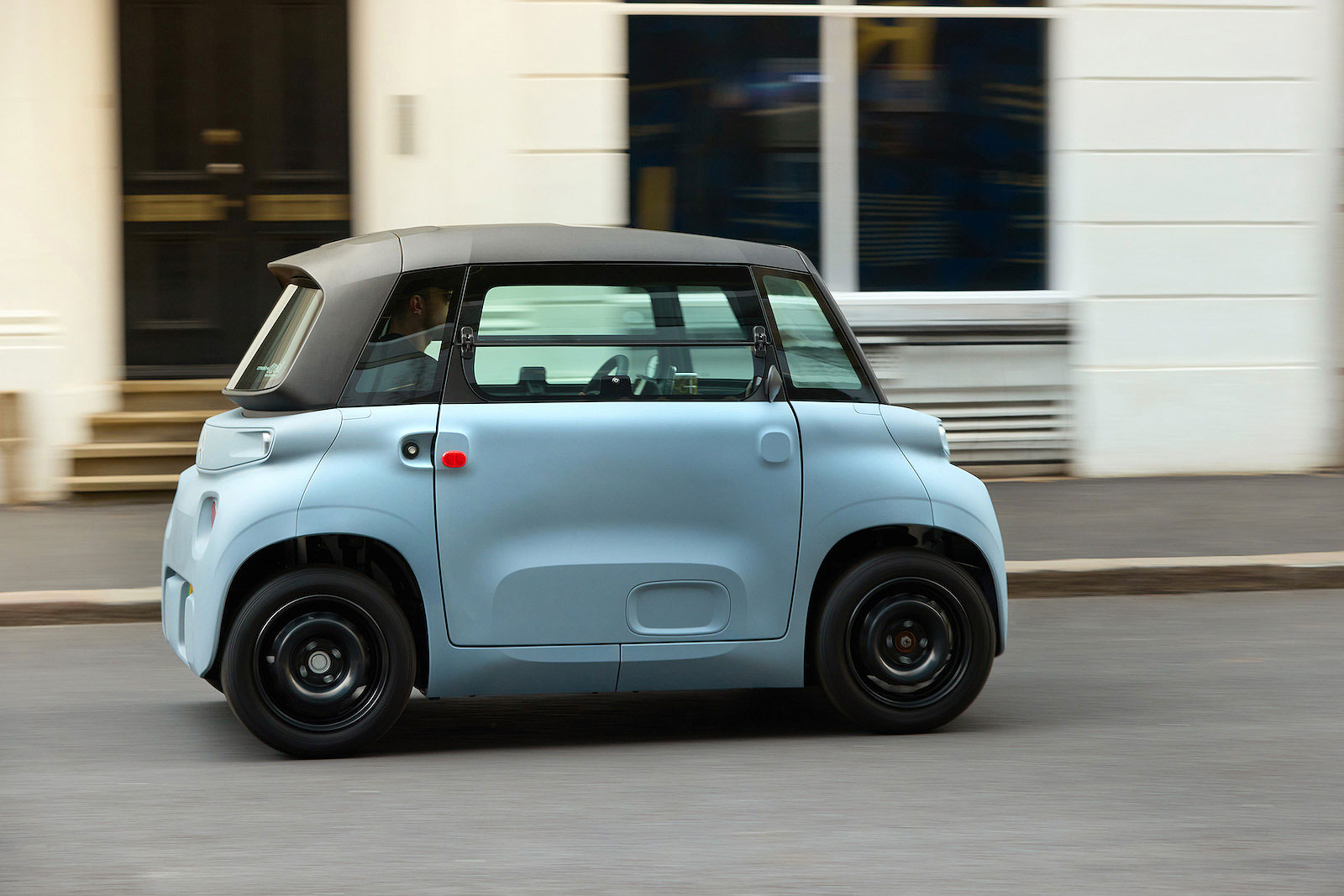 Citroen Ami Cargo 2022 right tracking
