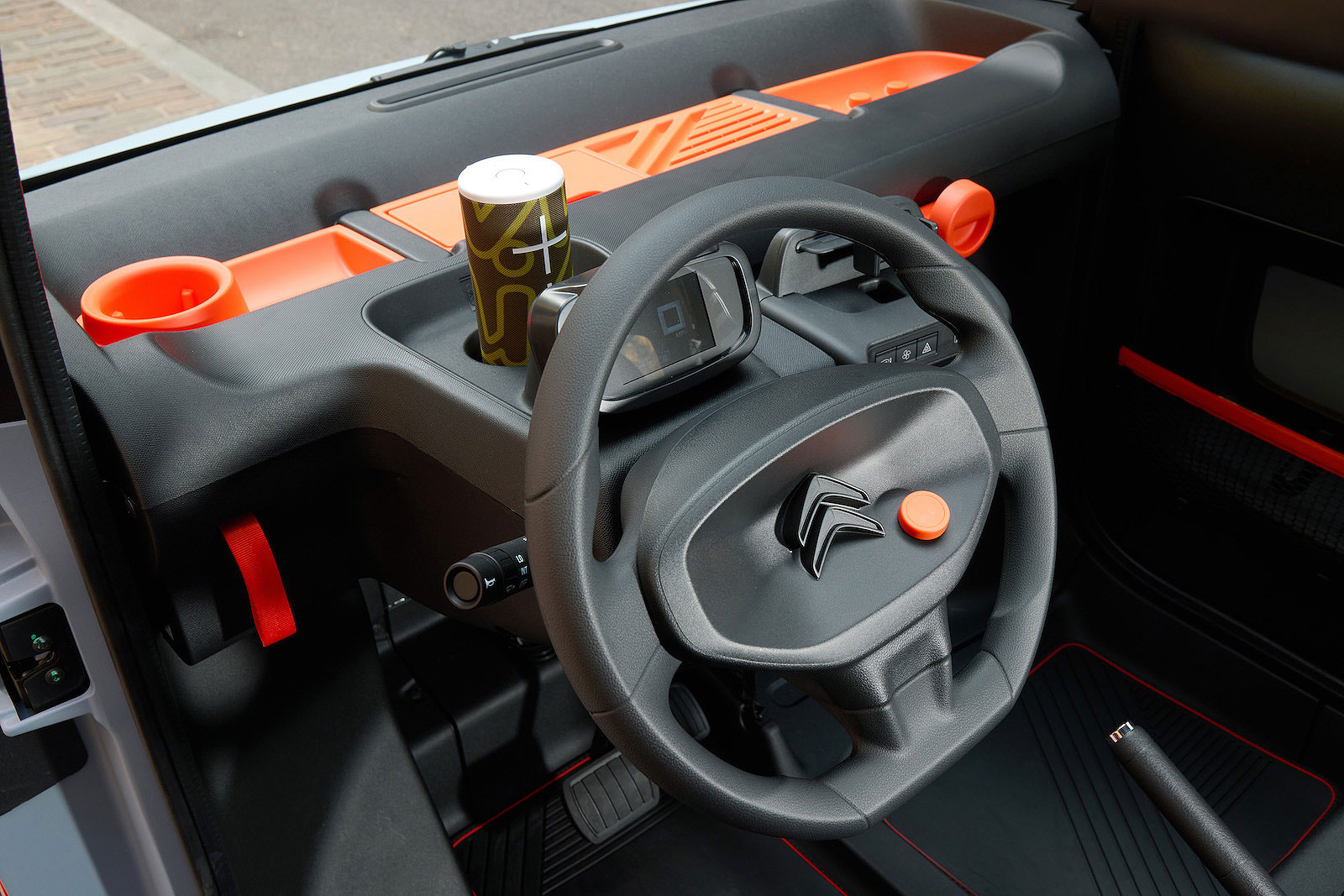 Citroen Ami interior dashboard