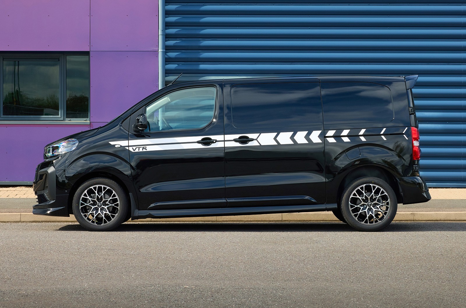 Citroën Dispatch VTR side static