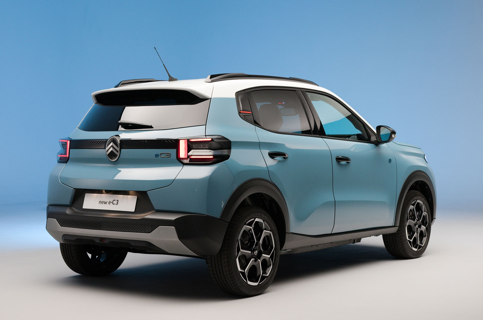 Citroen e-c3 reader test team