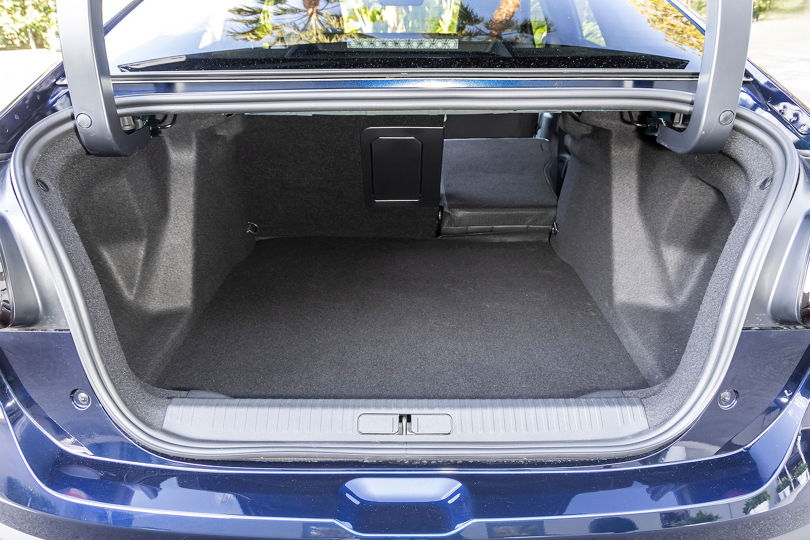 Citroën ë-C4 X boot