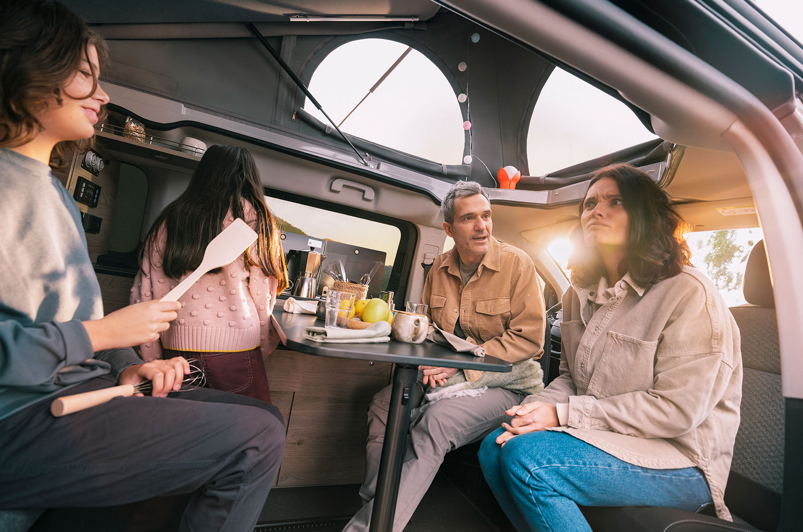 Citroen Holidays table