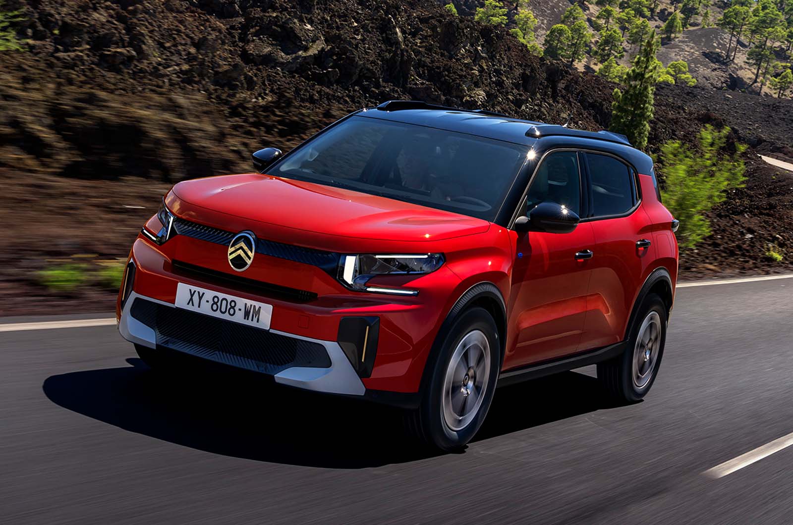 2024 Citroën C3 Aircross front driving