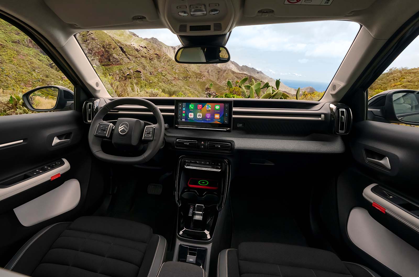 2024 Citroën C3 Aircross interior dashboard