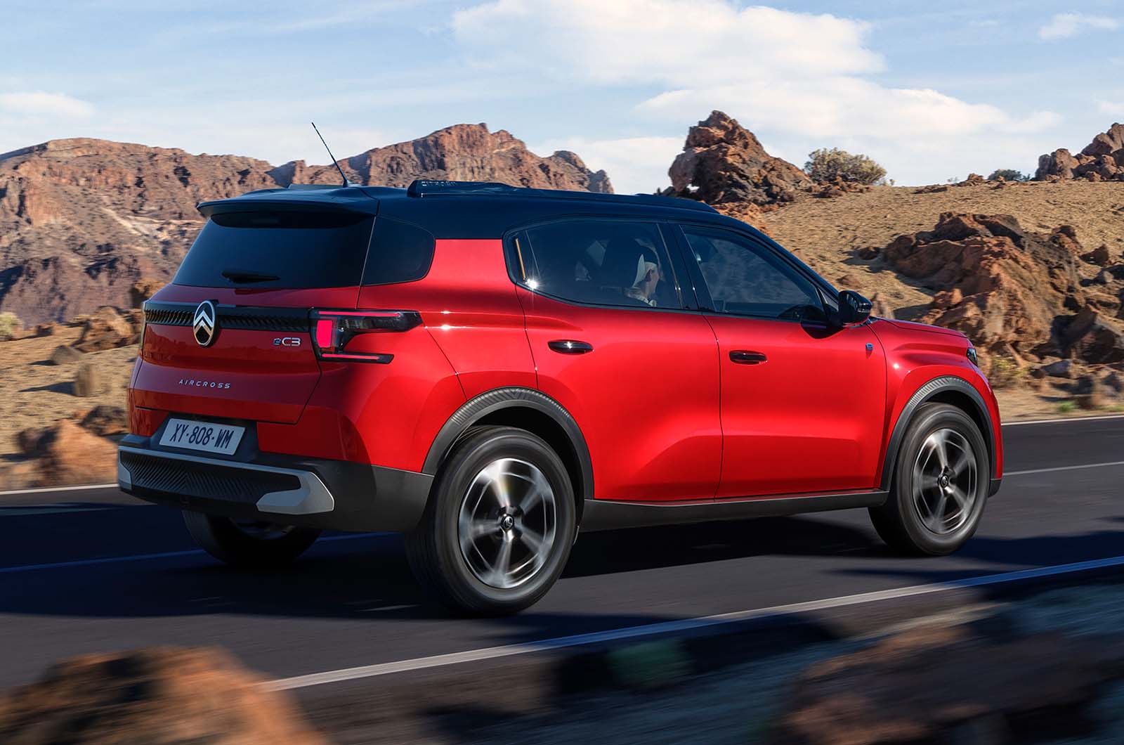 2024 Citroën C3 Aircross rear driving