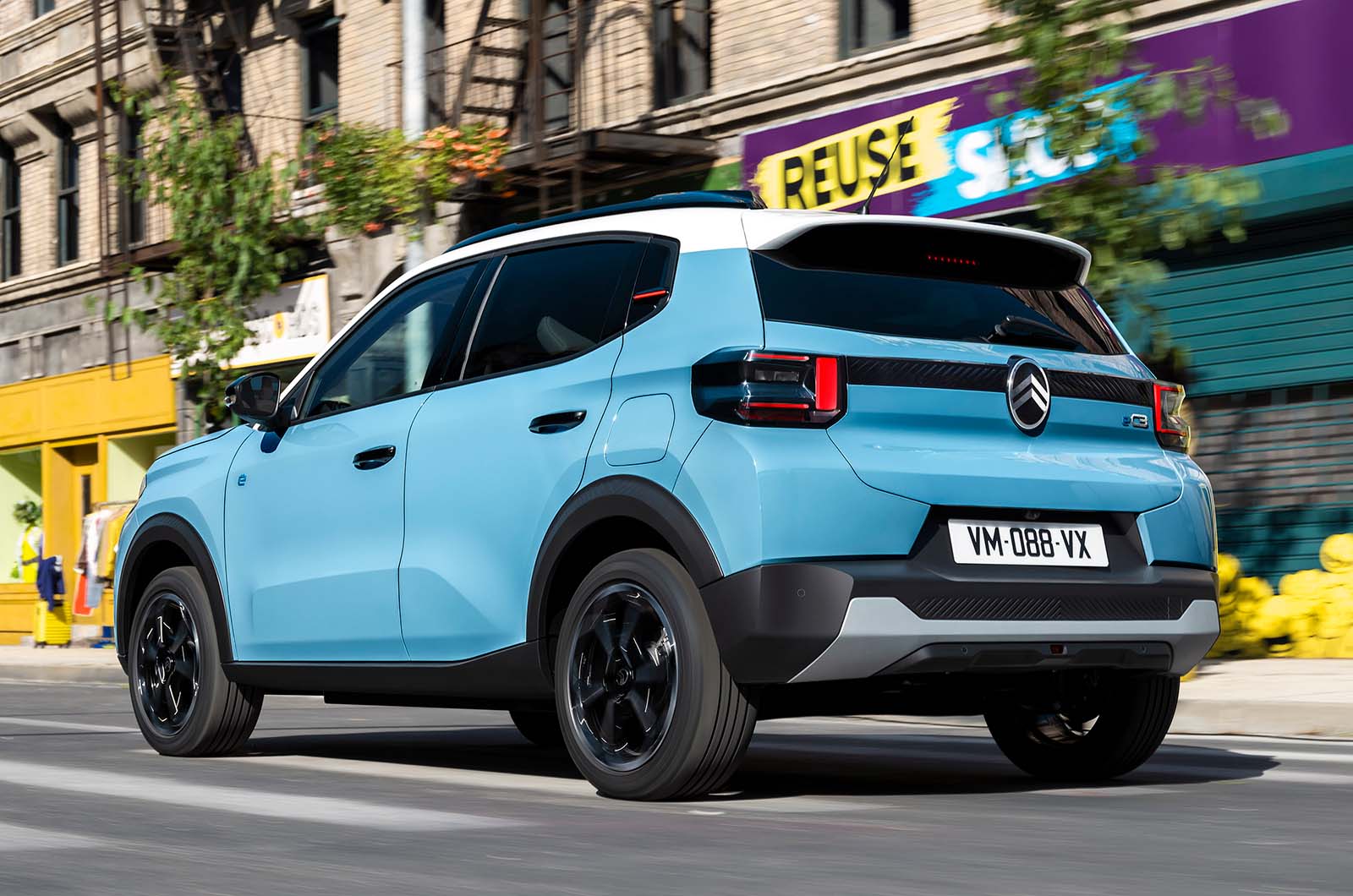 2024 Citroën e-C3 rear driving