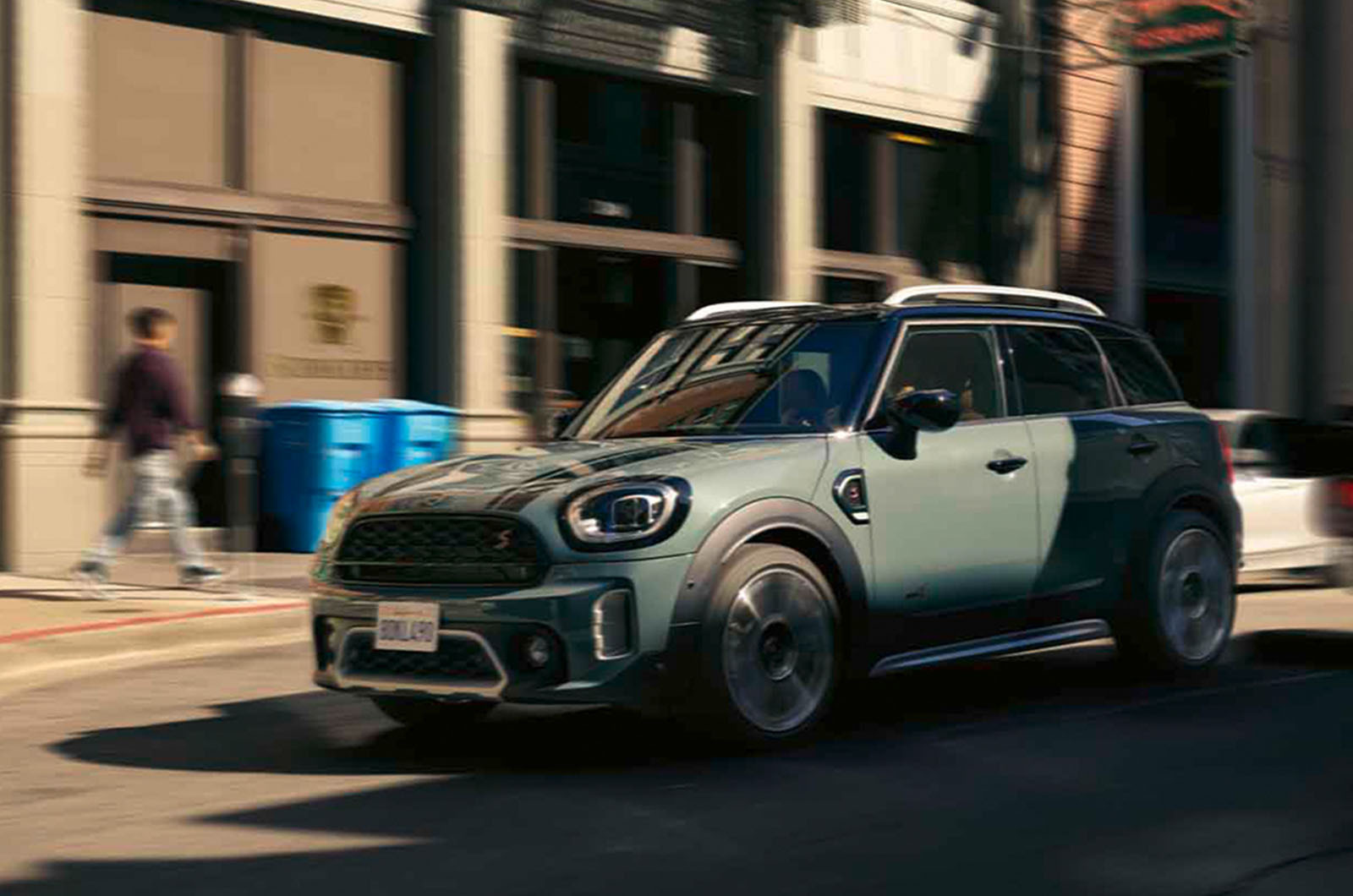 MINI Countryman front three quarters