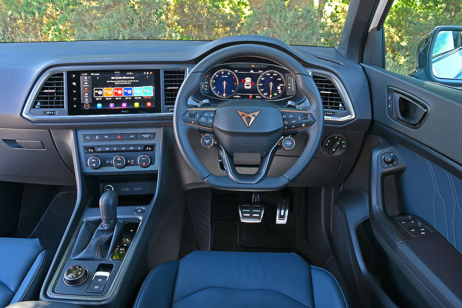 Cupra Ateca interior dashboard
