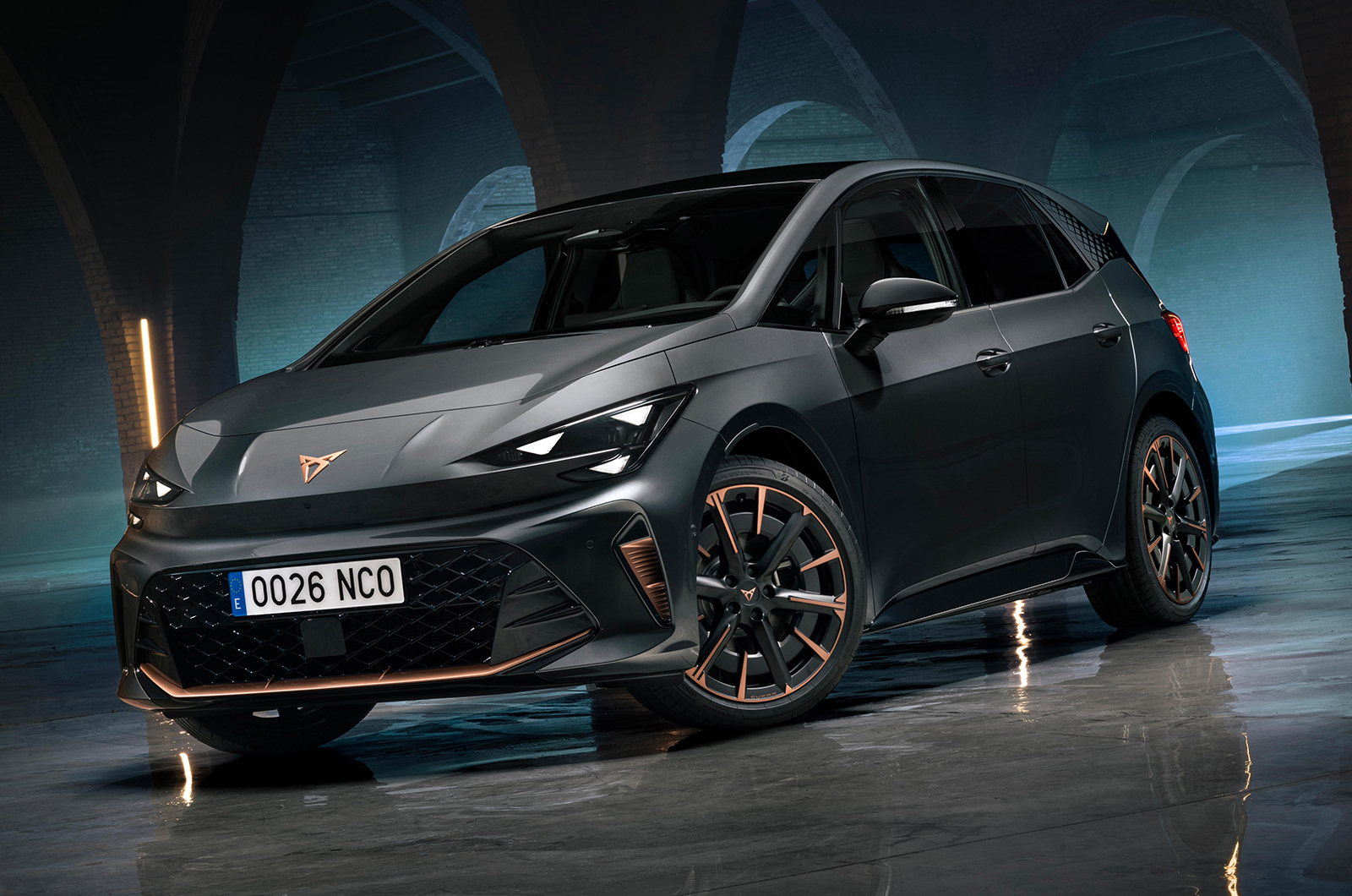 Cupra Born front static