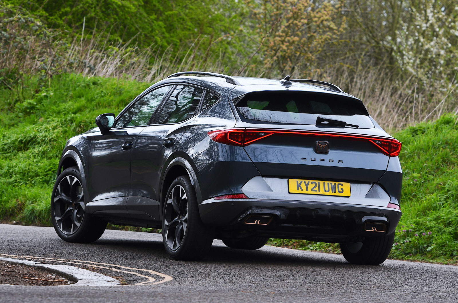 Cupra Formentor e-Hybrid 245 2021 rear