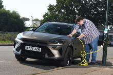 cupra_formentor_lt_being_plugged_into_lamppost_charger