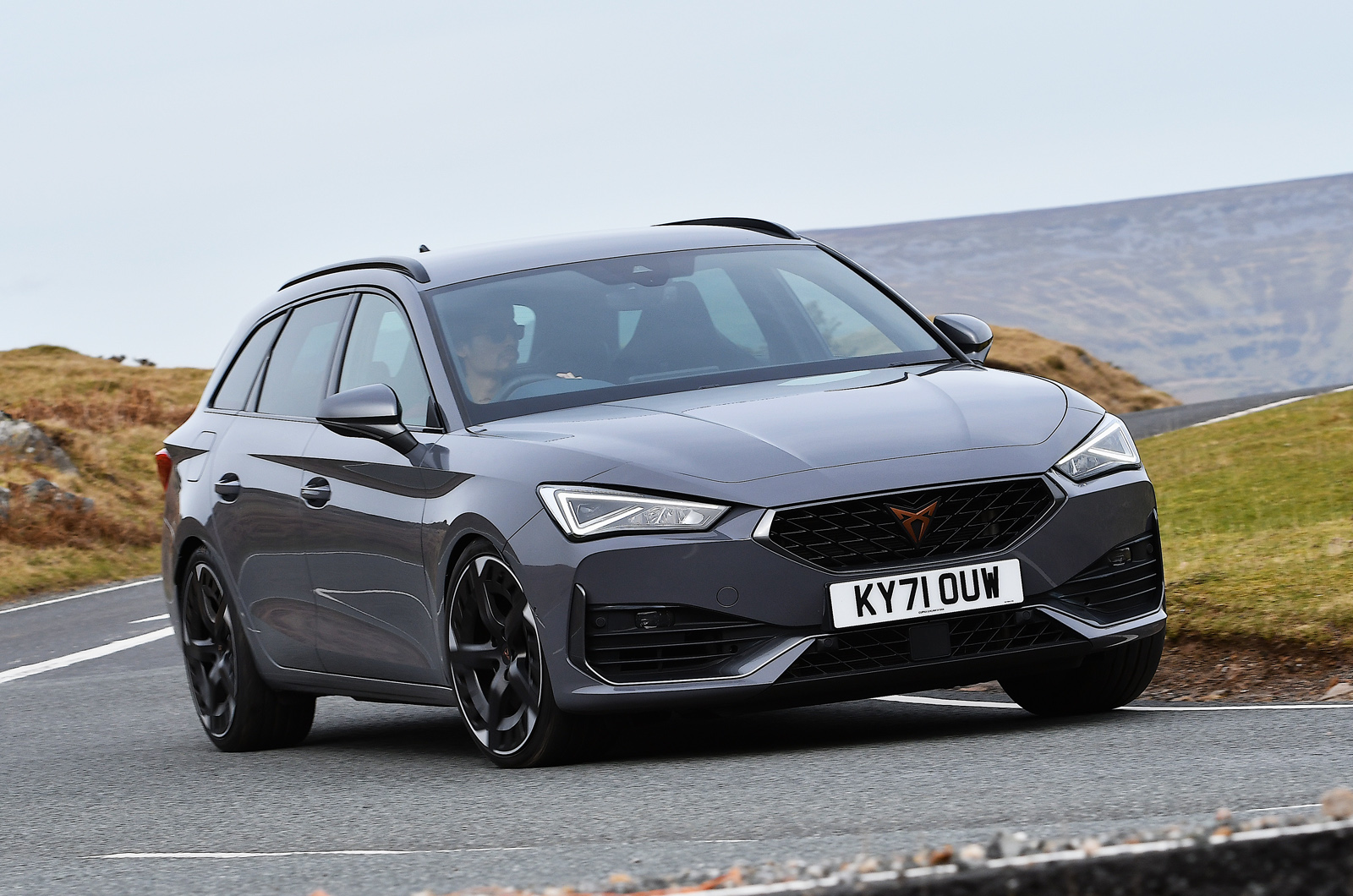 Cupra Leon Estate 2022 front