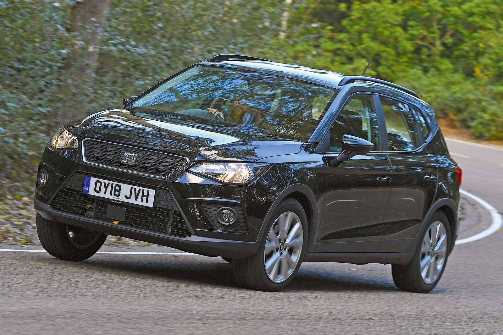 Seat Arona front