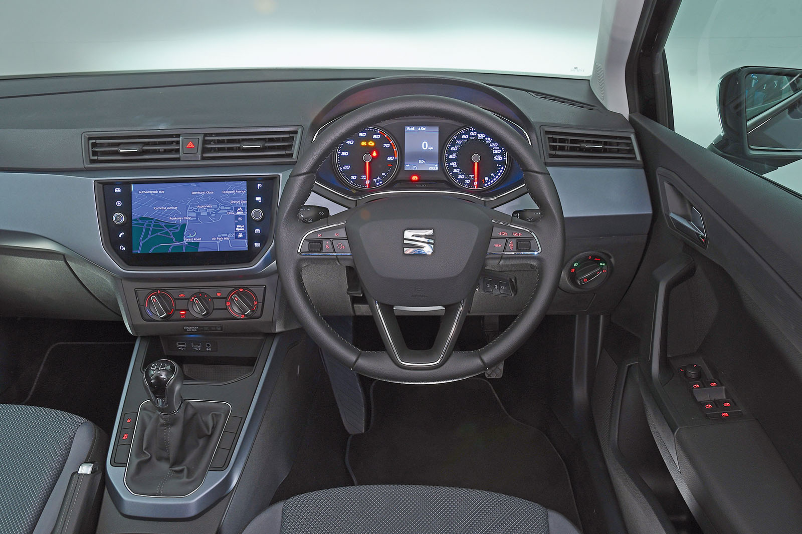 Seat Arona interior