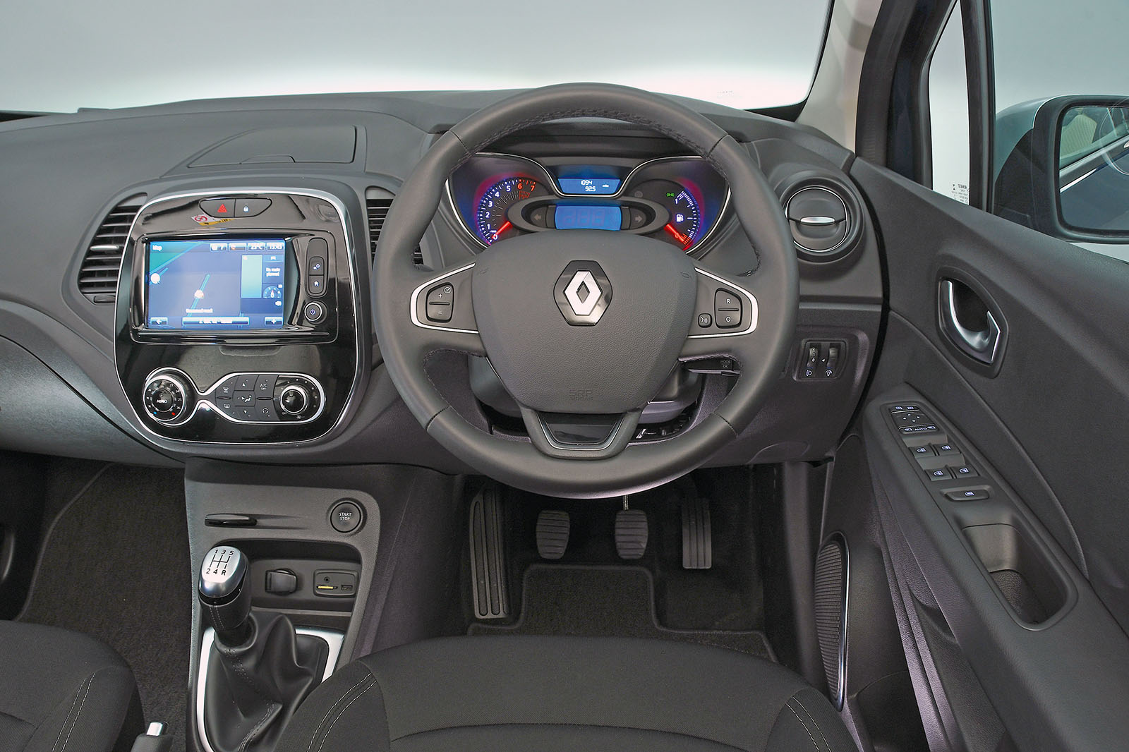 Renault Captur interior