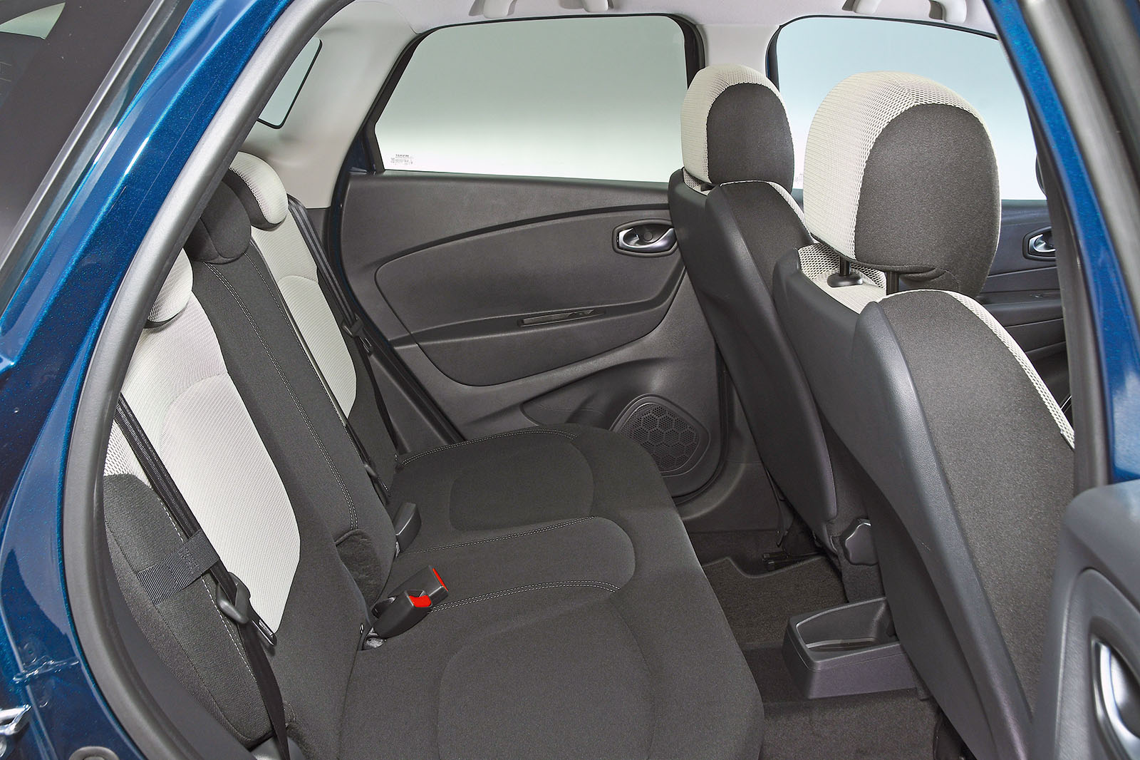Renault Captur back seats