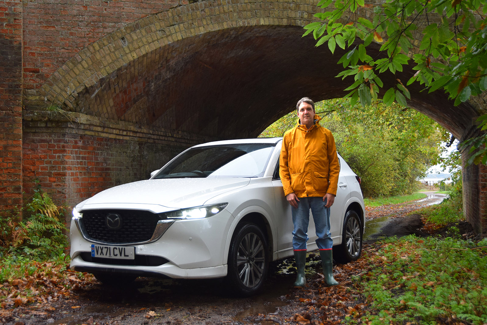Mazda CX-5 2022 long-term Autumn leaves 1