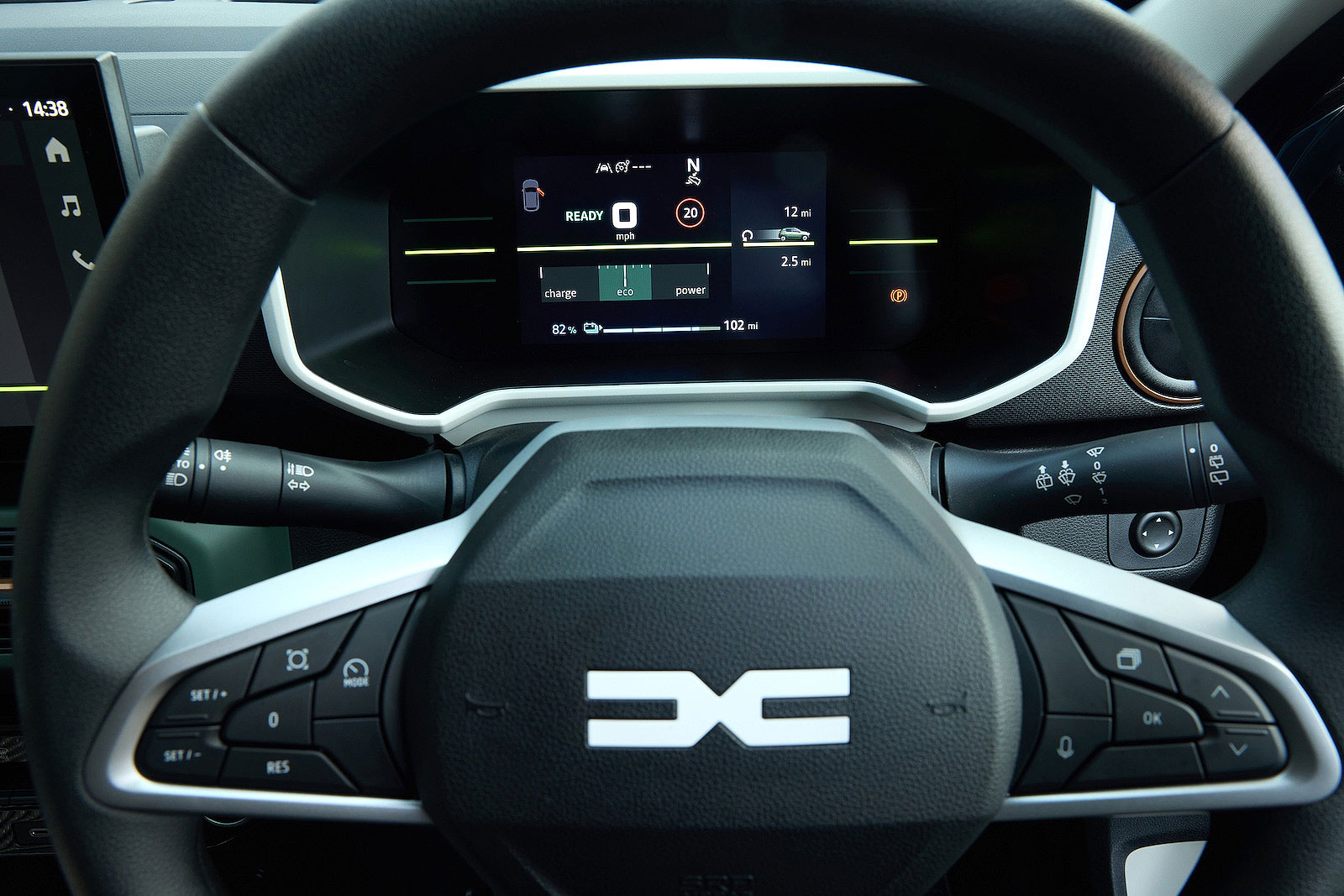 Dacia Spring driver display