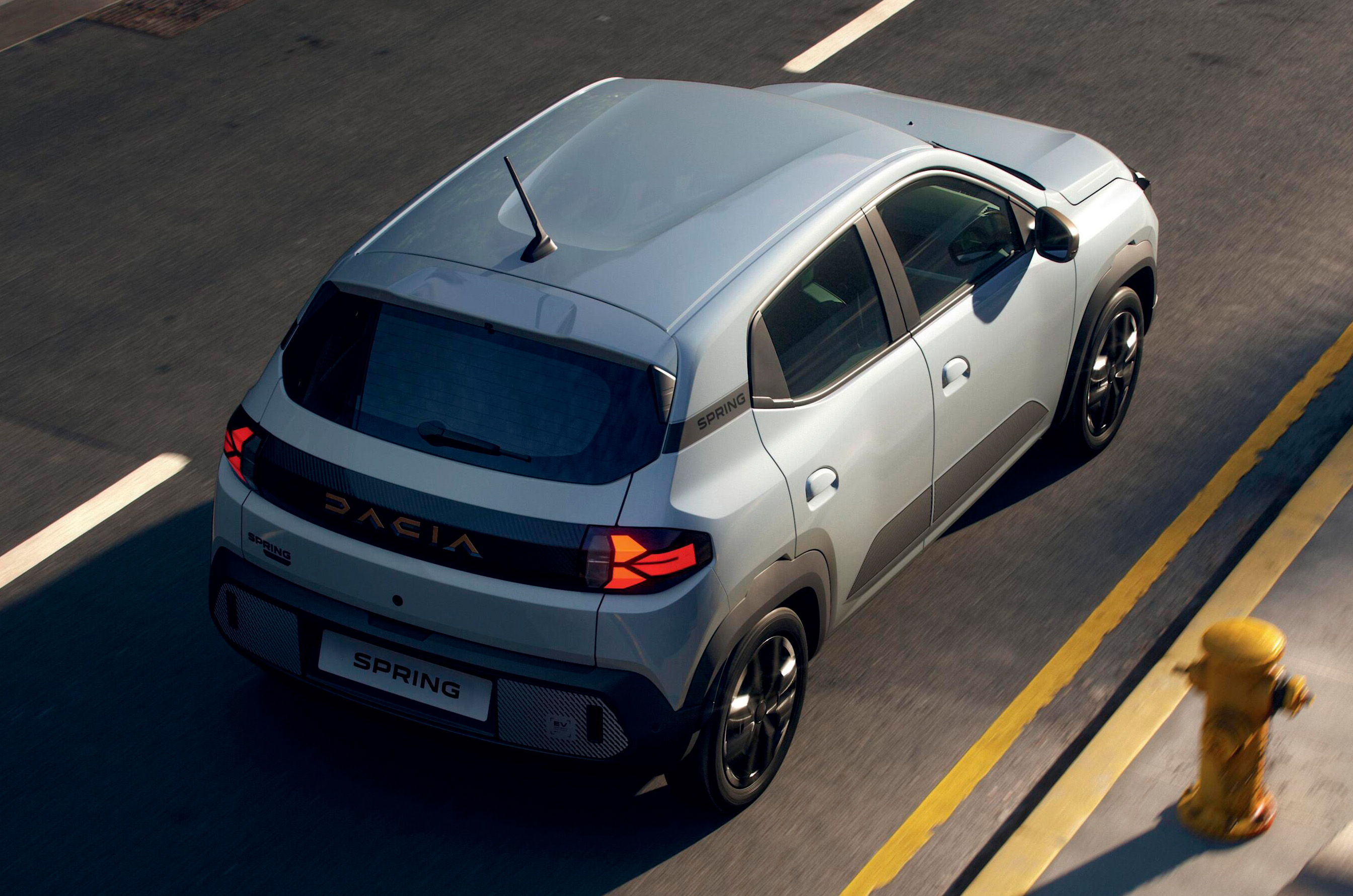 Dacia Spring rear driving