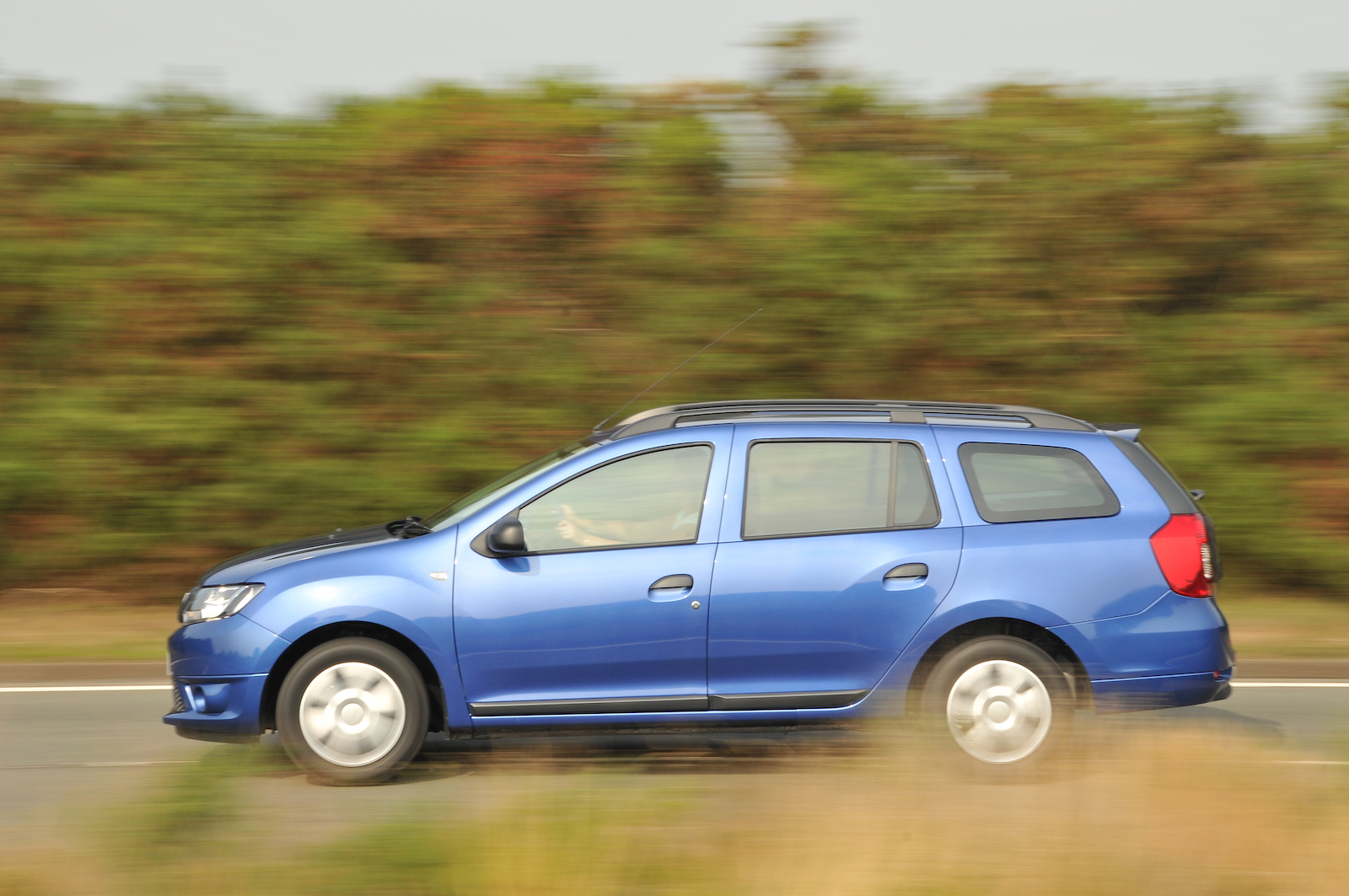 Used Dacia Logan side