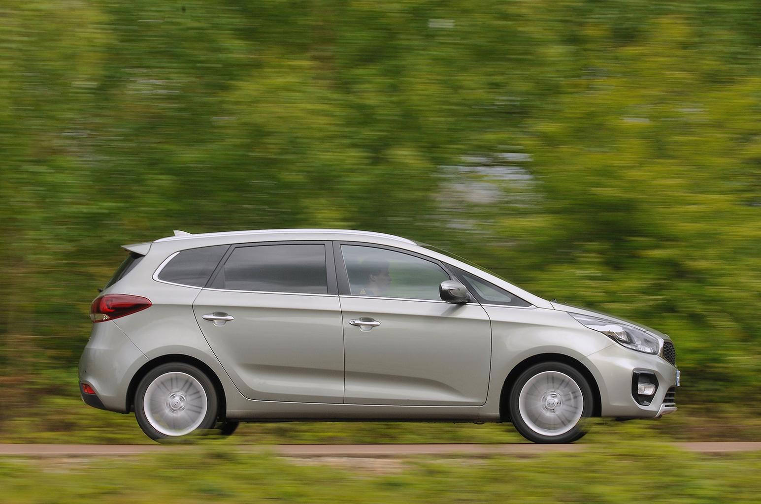 Used Kia Carens 13-present