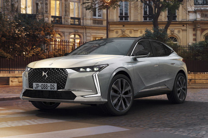 DS No4 front driving