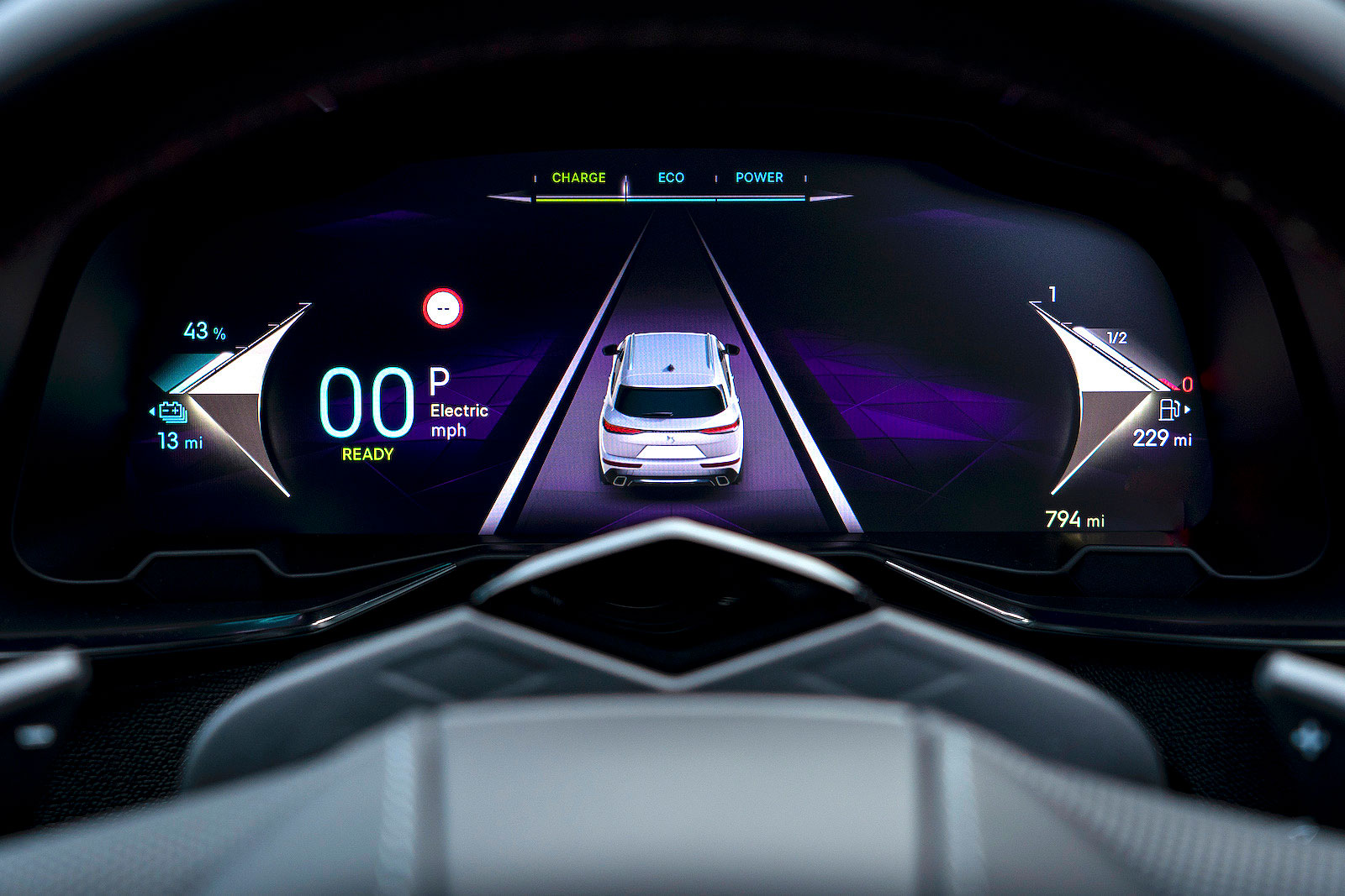 DS 7 driver display