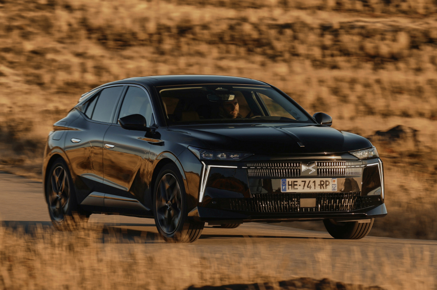 DS No4 front driving