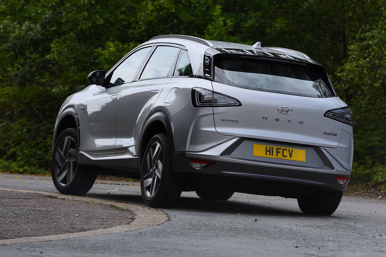 Hyundai Nexo rear cornering