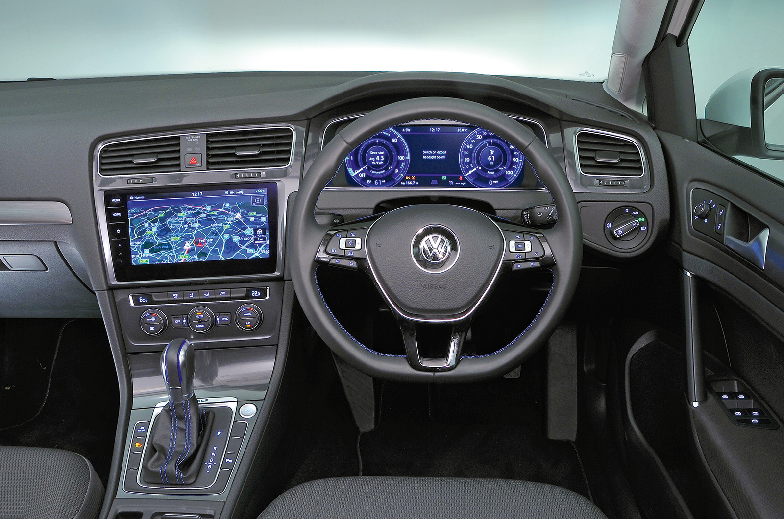 Volkswagen e-Golf interior
