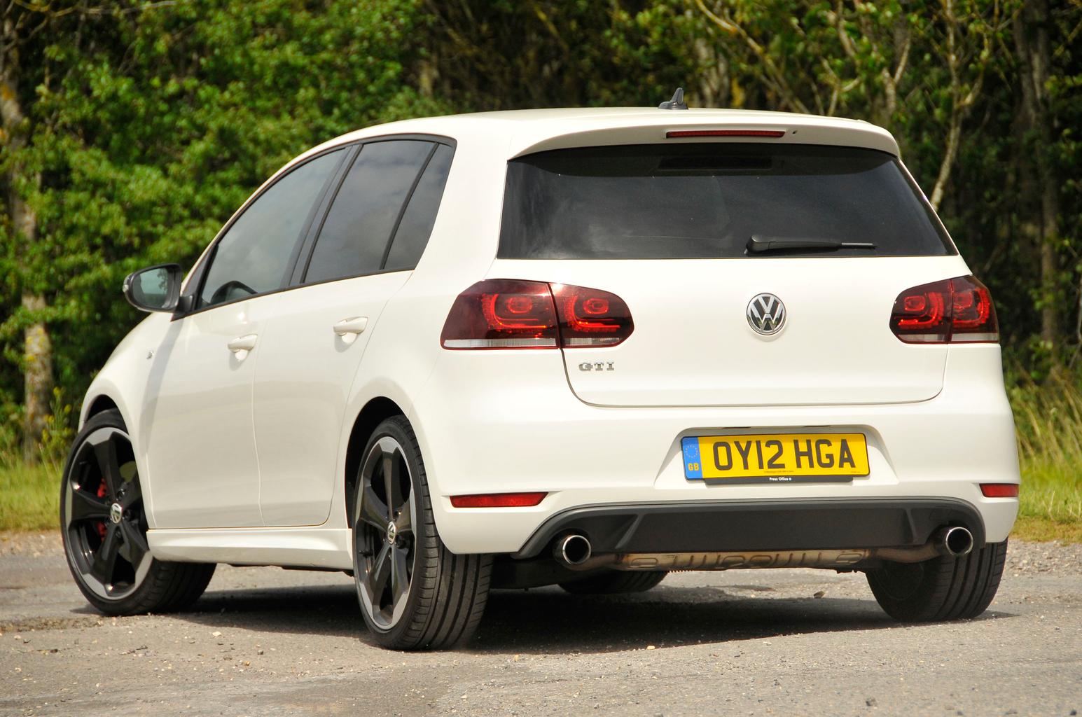 Used test – hot hatches: Ford Focus ST vs Volkswagen Golf GTI