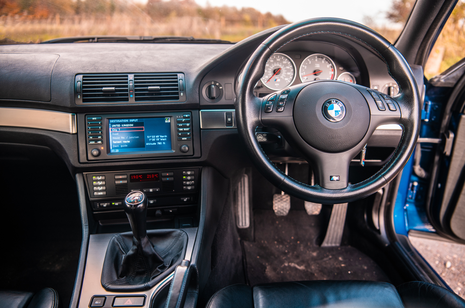 E39 BMW M5 dashboard