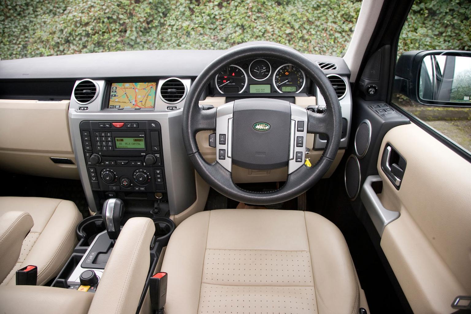 Land Rover Discovery 3 – Rewind Wednesday