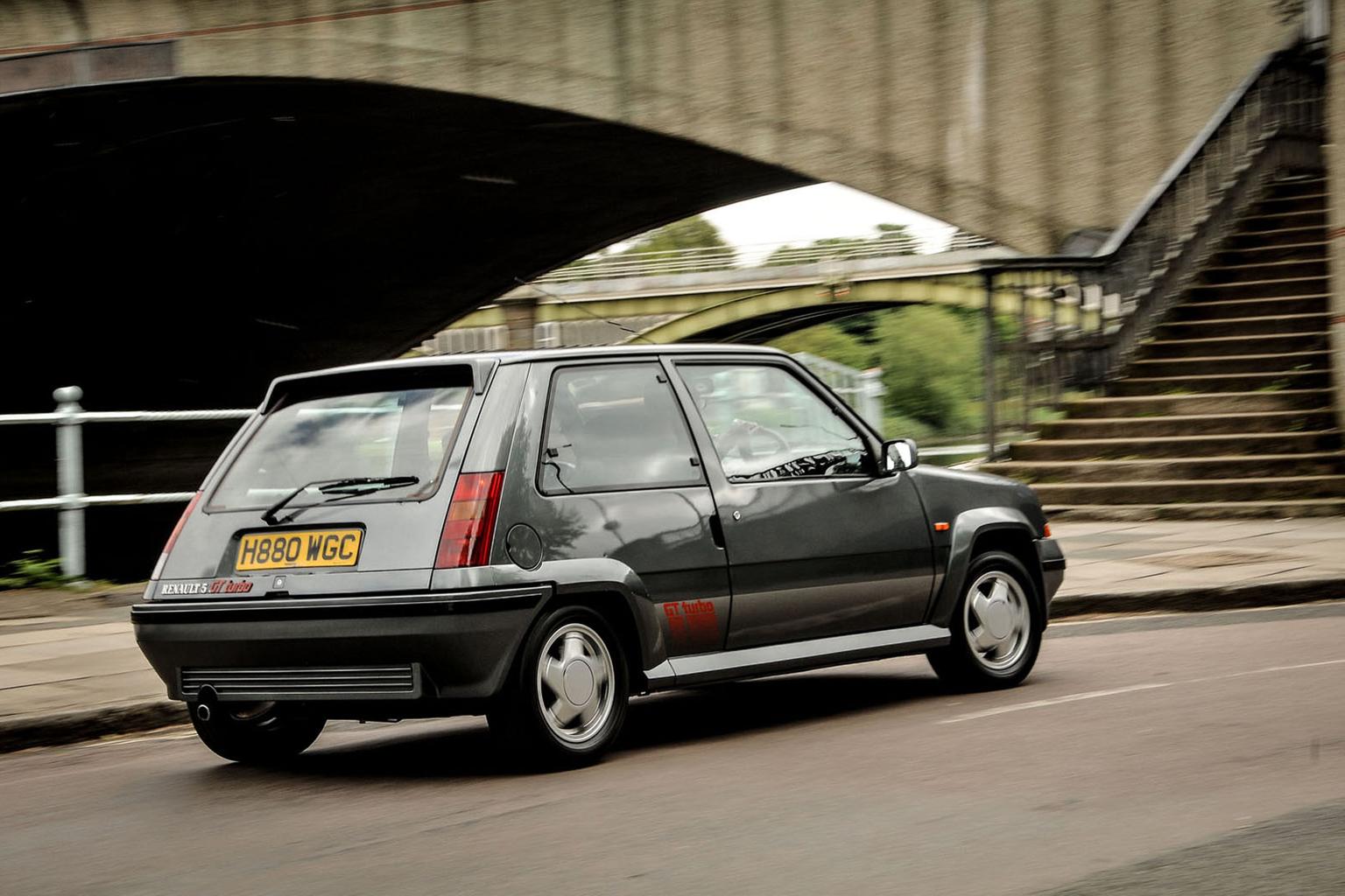 Renault 5 GT Turbo – Rewind Wednesday