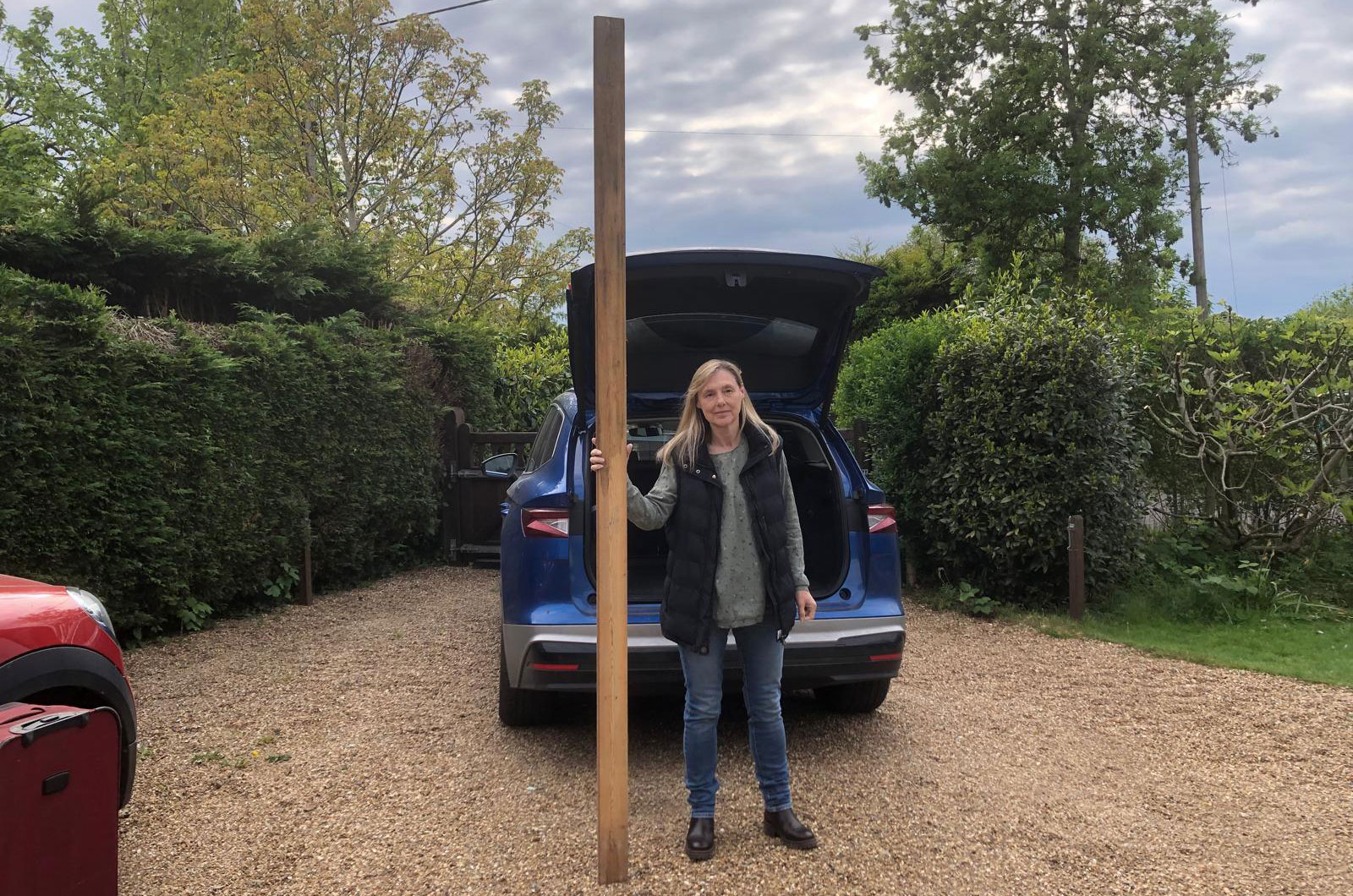 Skoda Enyaq long termer with wood