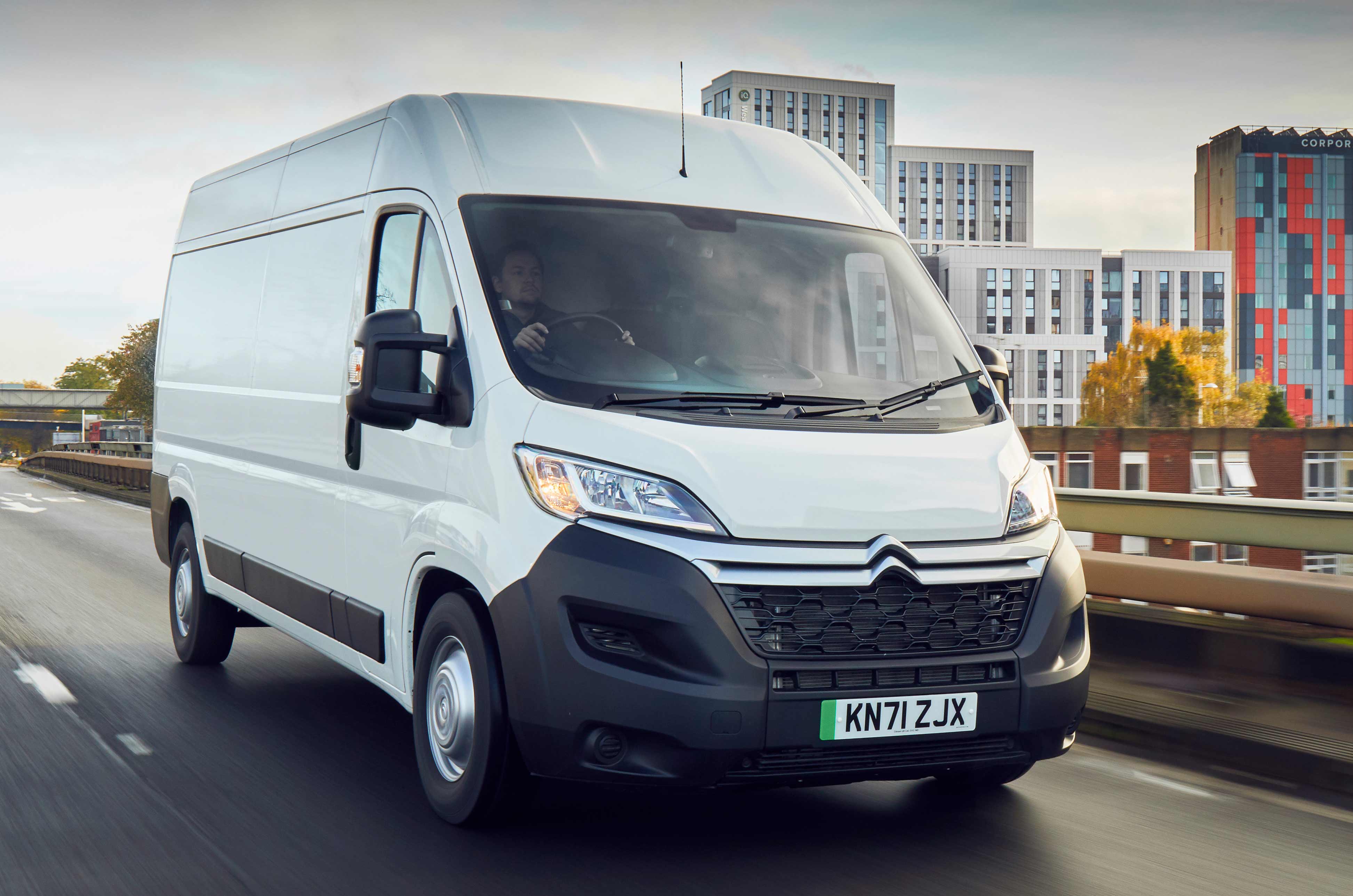 Citroen e-Relay front