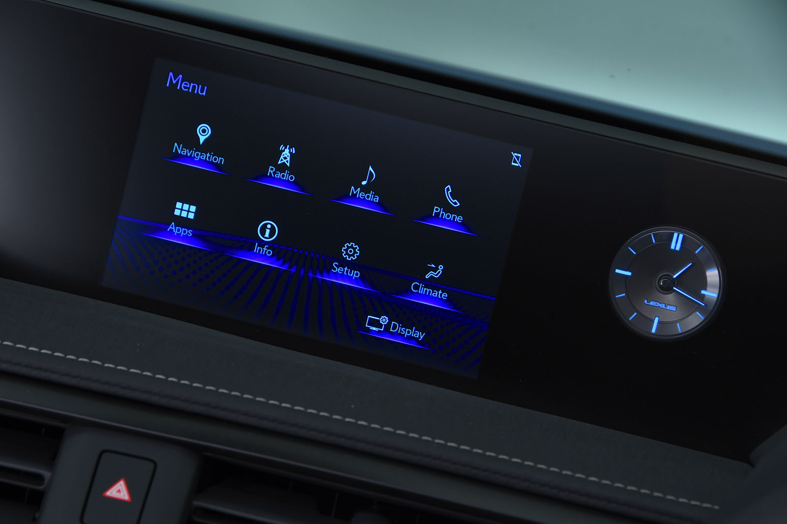 Lexus UX infotainment