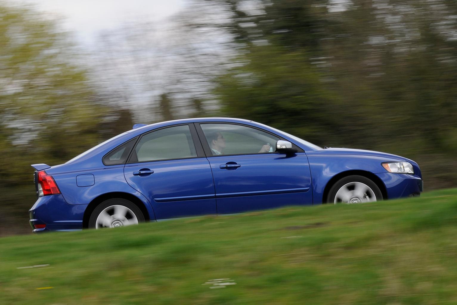 Volvo S40 saloon (04 - 12)