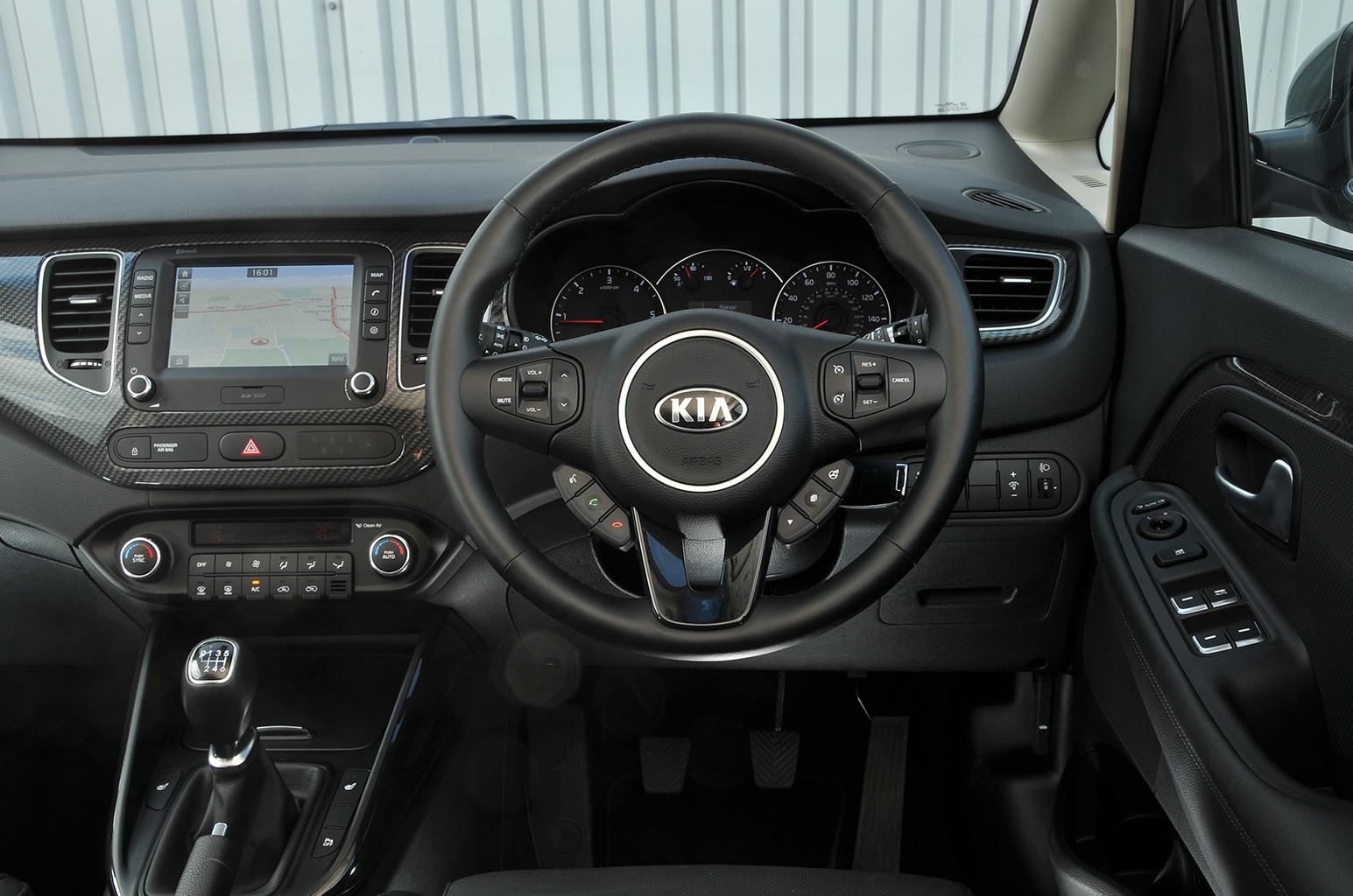 Used Kia Carens 13-present