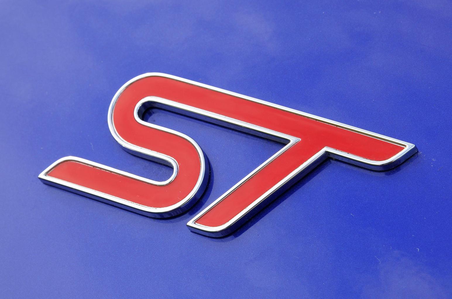 Used test – hot hatches: Ford Focus ST vs Volkswagen Golf GTI