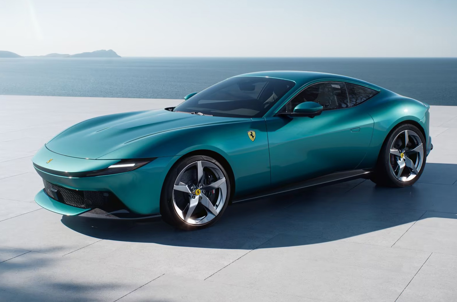 Ferrari Amalfi front static