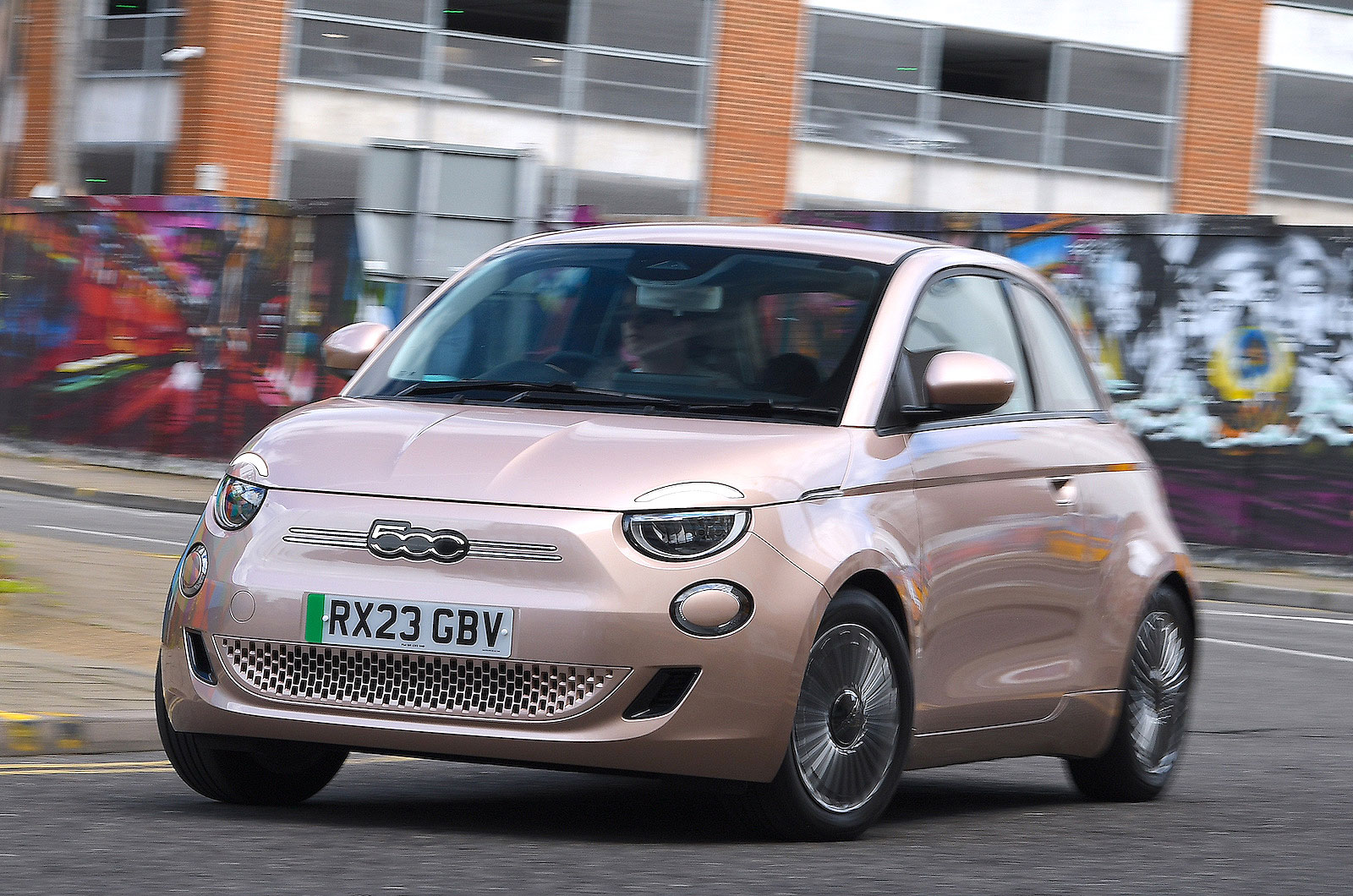 Fiat 500e front cornering