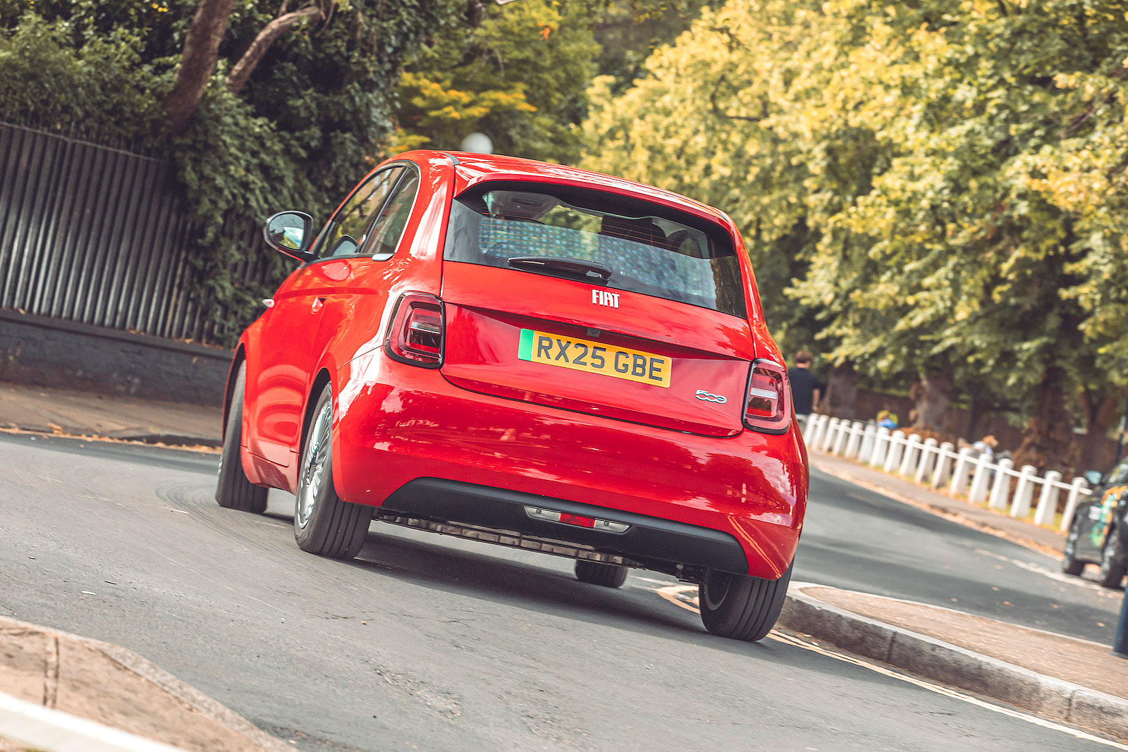 Fiat 500e rear cornering