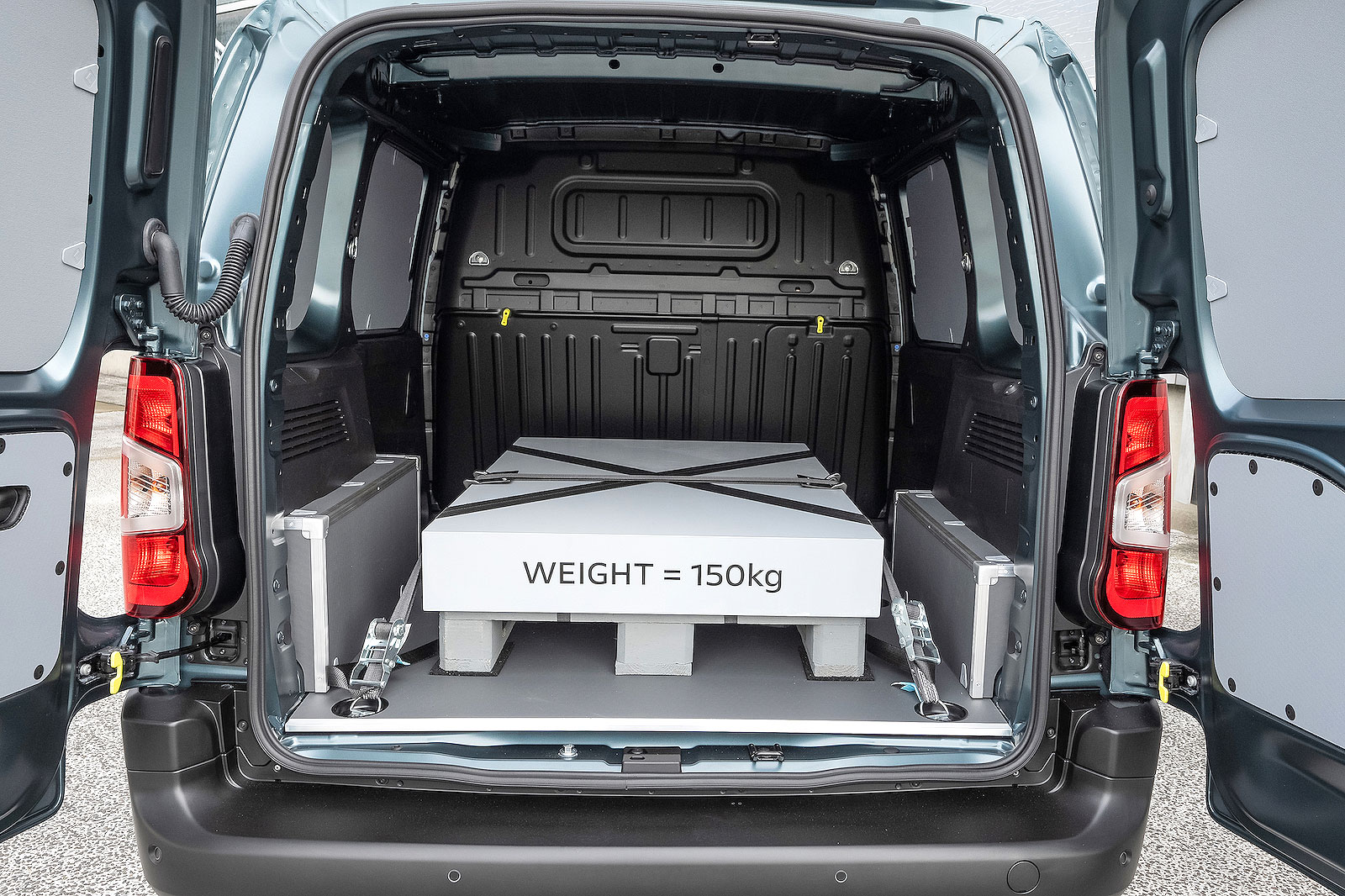Fiat Doblo load bay