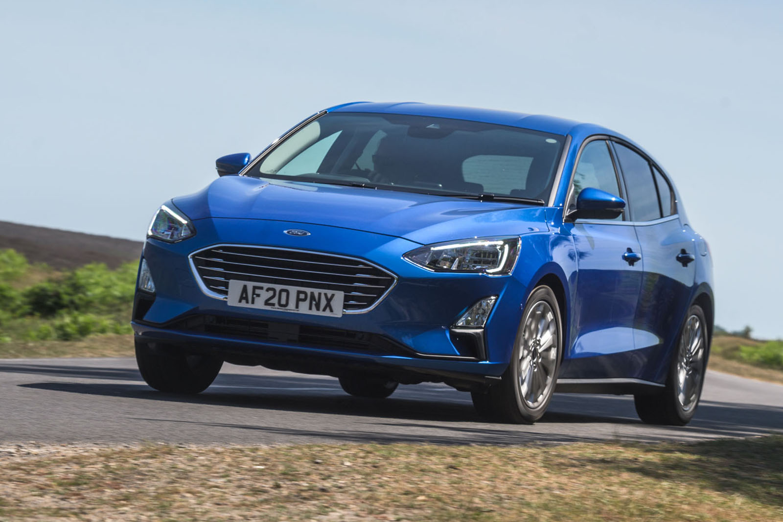Ford Focus 2021 RHD front left tracking