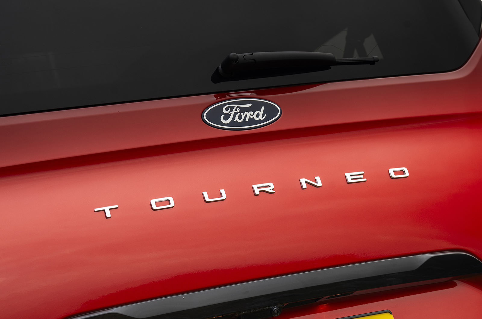 Ford Tourneo Custom rear badge